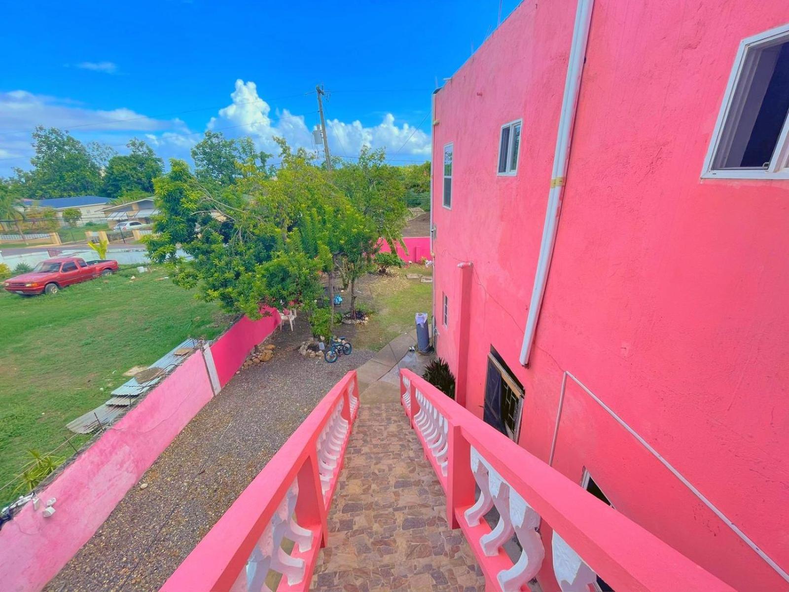 A Taste Of Jamaica Lavern'S Place Ocho Rios Eksteriør bilde
